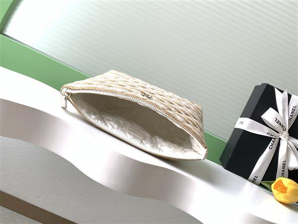 2026127215527697 380